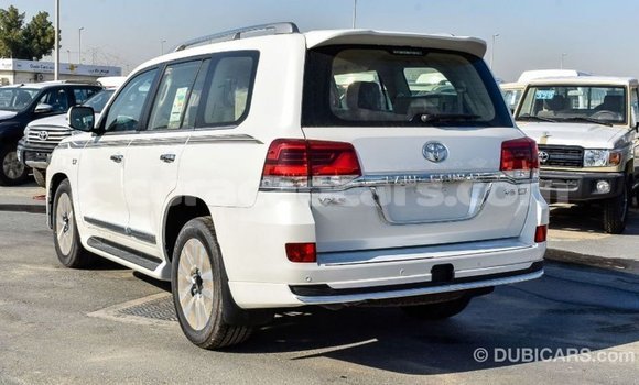 Buy Import Toyota Land Cruiser White Car in Import - Dubai in Curacao Buy Import Toyota Land Cruiser White Car in Import - Dubai in Curacao
