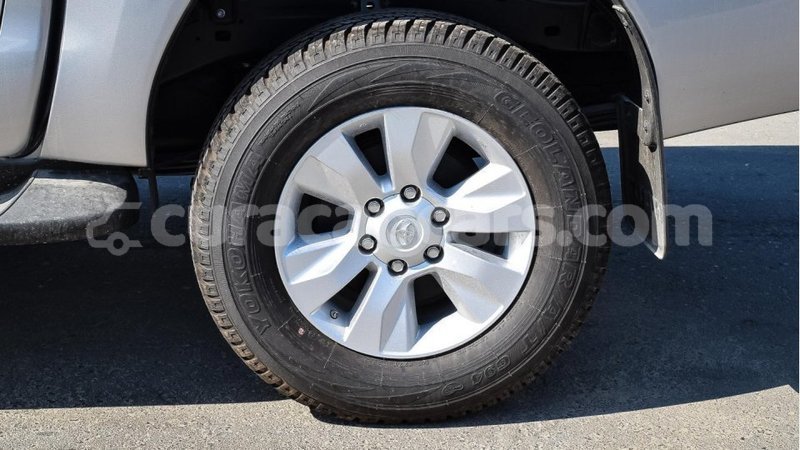 Big with watermark toyota hilux curacao import dubai 2554