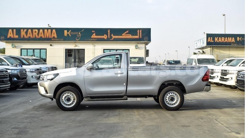 Big with watermark toyota hilux curacao import dubai 2555