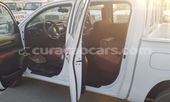 Buy Import Toyota Hilux White Car in Import - Dubai in Curacao Buy Import Toyota Hilux White Car in Import - Dubai in Curacao