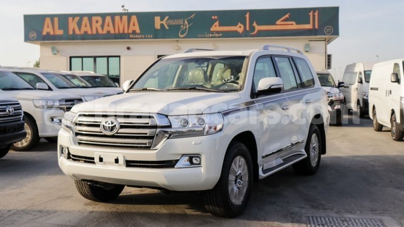 Big with watermark toyota land cruiser curacao import dubai 2557