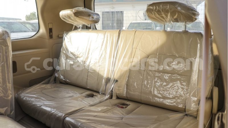 Big with watermark toyota land cruiser curacao import dubai 2557