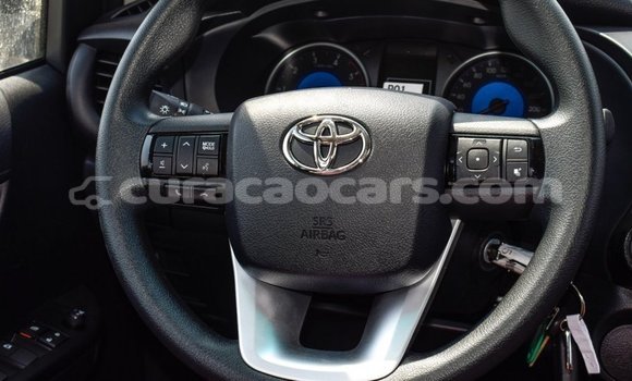 Buy Import Toyota Hilux White Car in Import - Dubai in Curacao Buy Import Toyota Hilux White Car in Import - Dubai in Curacao
