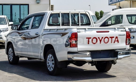 Buy Import Toyota Hilux White Car in Import - Dubai in Curacao Buy Import Toyota Hilux White Car in Import - Dubai in Curacao