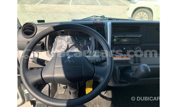 Buy Import Mitsubishi Carisma White Car in Import - Dubai in Curacao Buy Import Mitsubishi Carisma White Car in Import - Dubai in Curacao