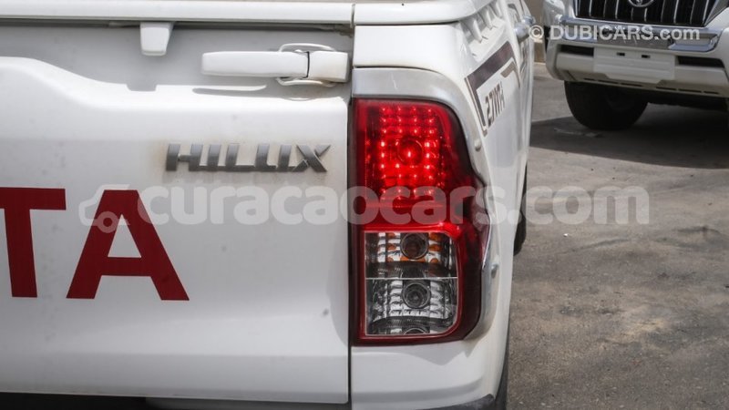 Big with watermark toyota hilux curacao import dubai 2566