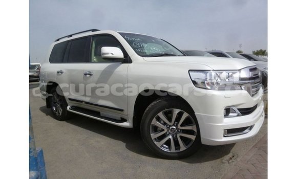 Buy Import Toyota Land Cruiser White Car in Import - Dubai in Curacao Buy Import Toyota Land Cruiser White Car in Import - Dubai in Curacao
