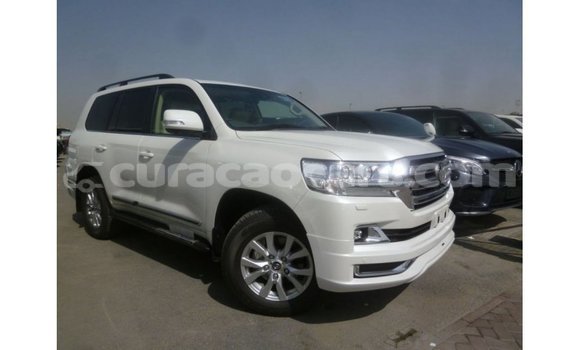 Buy Import Toyota Land Cruiser White Car in Import - Dubai in Curacao Buy Import Toyota Land Cruiser White Car in Import - Dubai in Curacao