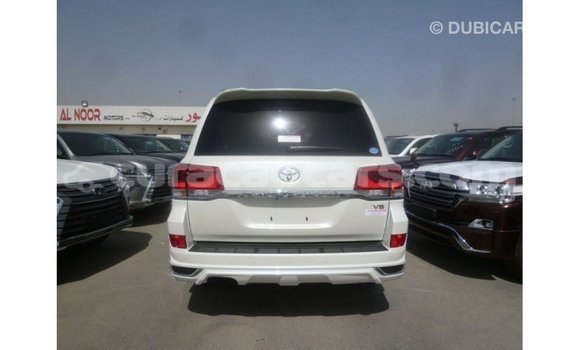 Buy Import Toyota Land Cruiser White Car in Import - Dubai in Curacao Buy Import Toyota Land Cruiser White Car in Import - Dubai in Curacao