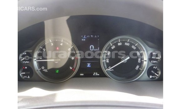 Buy Import Toyota Land Cruiser White Car in Import - Dubai in Curacao Buy Import Toyota Land Cruiser White Car in Import - Dubai in Curacao