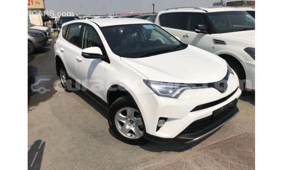 Buy Import Toyota 4Runner White Car in Import - Dubai in Curacao Buy Import Toyota 4Runner White Car in Import - Dubai in Curacao