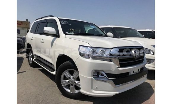 Buy Import Toyota Land Cruiser White Car in Import - Dubai in Curacao Buy Import Toyota Land Cruiser White Car in Import - Dubai in Curacao
