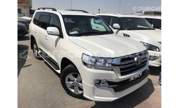Buy Import Toyota Land Cruiser White Car in Import - Dubai in Curacao Buy Import Toyota Land Cruiser White Car in Import - Dubai in Curacao