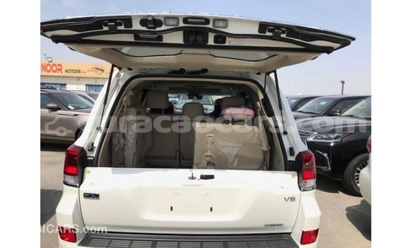 Buy Import Toyota Land Cruiser White Car in Import - Dubai in Curacao Buy Import Toyota Land Cruiser White Car in Import - Dubai in Curacao