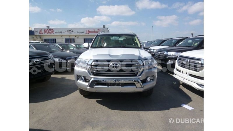 Big with watermark toyota land cruiser curacao import dubai 2599