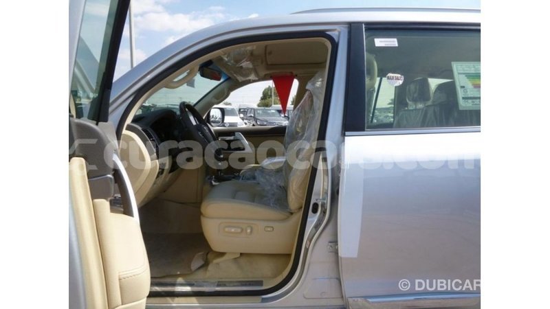 Big with watermark toyota land cruiser curacao import dubai 2599