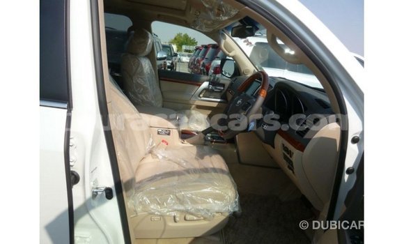 Buy Import Toyota Land Cruiser White Car in Import - Dubai in Curacao Buy Import Toyota Land Cruiser White Car in Import - Dubai in Curacao