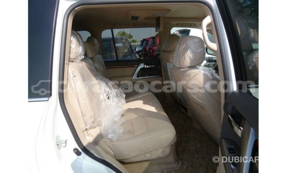 Buy Import Toyota Land Cruiser White Car in Import - Dubai in Curacao Buy Import Toyota Land Cruiser White Car in Import - Dubai in Curacao