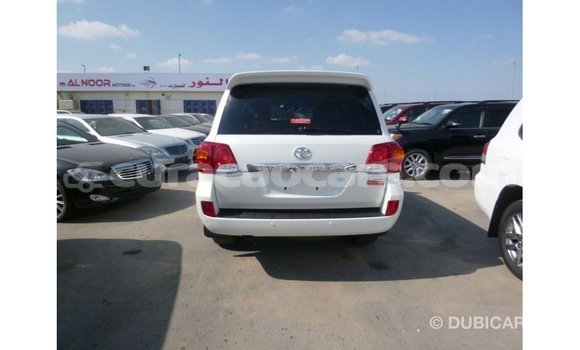 Buy Import Toyota Land Cruiser White Car in Import - Dubai in Curacao Buy Import Toyota Land Cruiser White Car in Import - Dubai in Curacao