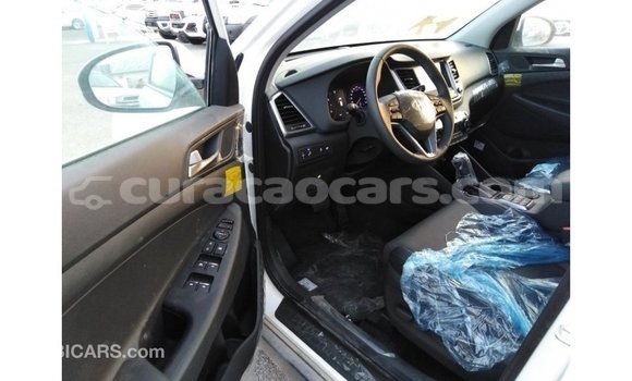 Buy Import Hyundai Tucson White Car in Import - Dubai in Curacao Buy Import Hyundai Tucson White Car in Import - Dubai in Curacao