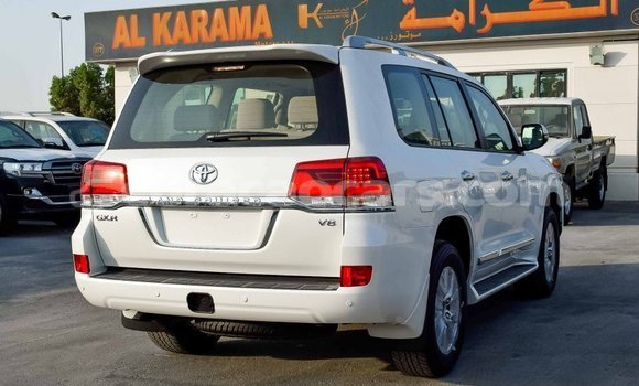 Buy Import Toyota Land Cruiser White Car in Import - Dubai in Curacao Buy Import Toyota Land Cruiser White Car in Import - Dubai in Curacao