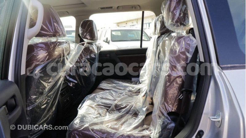 Big with watermark toyota land cruiser curacao import dubai 2618