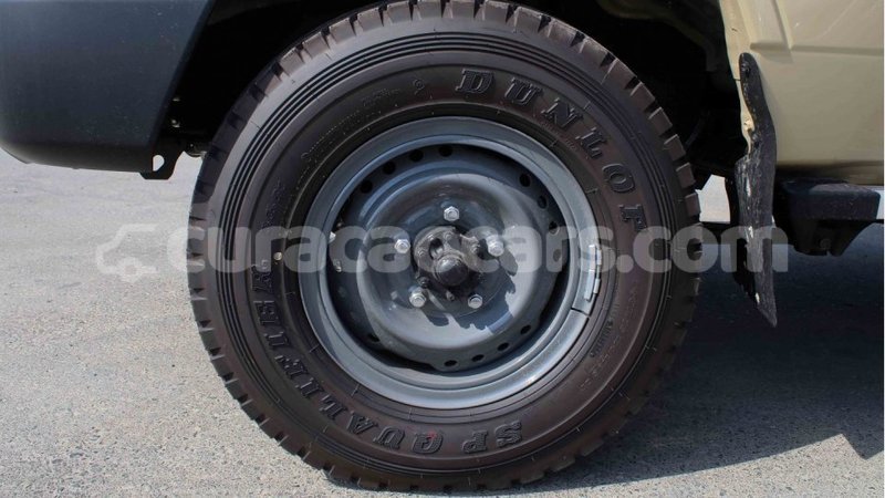Big with watermark toyota land cruiser curacao import dubai 2622