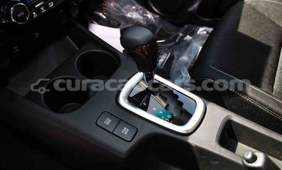 Buy Import Toyota Hilux White Car in Import - Dubai in Curacao Buy Import Toyota Hilux White Car in Import - Dubai in Curacao