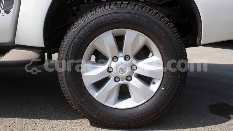 Big with watermark toyota hilux curacao import dubai 2626