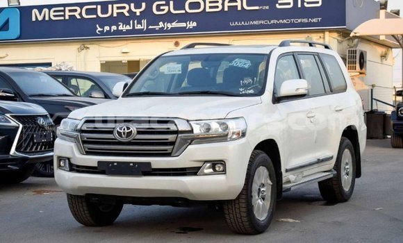 Buy Import Toyota Land Cruiser White Car in Import - Dubai in Curacao Buy Import Toyota Land Cruiser White Car in Import - Dubai in Curacao
