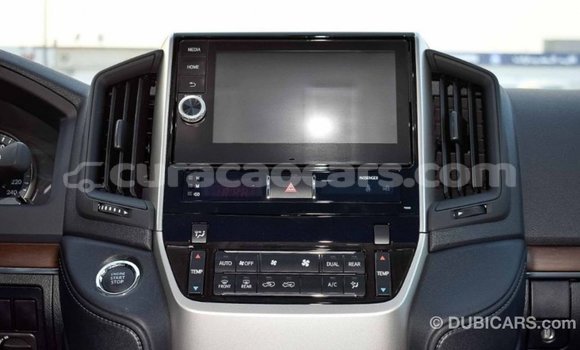 Buy Import Toyota Land Cruiser White Car in Import - Dubai in Curacao Buy Import Toyota Land Cruiser White Car in Import - Dubai in Curacao