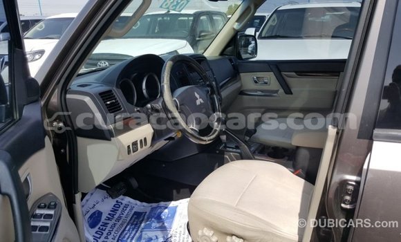 Buy Import Mitsubishi Pajero Brown Car in Import - Dubai in Curacao Buy Import Mitsubishi Pajero Brown Car in Import - Dubai in Curacao