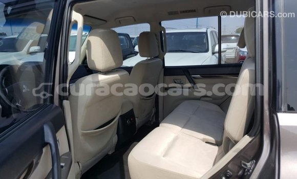 Buy Import Mitsubishi Pajero Brown Car in Import - Dubai in Curacao Buy Import Mitsubishi Pajero Brown Car in Import - Dubai in Curacao
