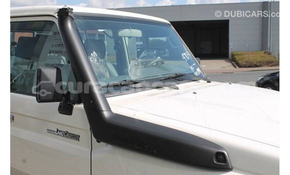 Buy Import Toyota Land Cruiser White Car in Import - Dubai in Curacao Buy Import Toyota Land Cruiser White Car in Import - Dubai in Curacao