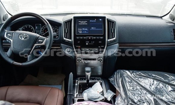 Buy Import Toyota Land Cruiser White Car in Import - Dubai in Curacao Buy Import Toyota Land Cruiser White Car in Import - Dubai in Curacao