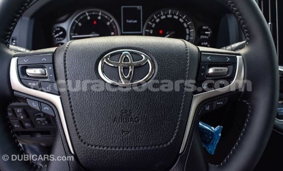 Buy Import Toyota Land Cruiser White Car in Import - Dubai in Curacao Buy Import Toyota Land Cruiser White Car in Import - Dubai in Curacao