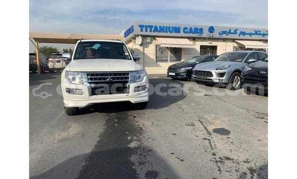 Buy Import Mitsubishi Pajero White Car in Import - Dubai in Curacao Buy Import Mitsubishi Pajero White Car in Import - Dubai in Curacao