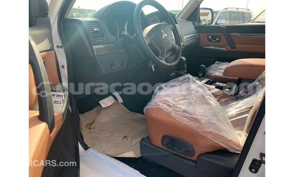 Buy Import Mitsubishi Pajero White Car in Import - Dubai in Curacao Buy Import Mitsubishi Pajero White Car in Import - Dubai in Curacao