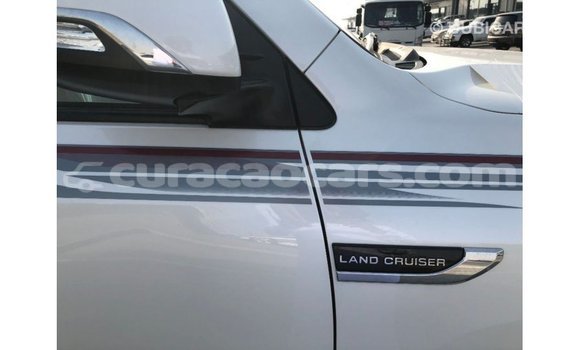 Buy Import Toyota Land Cruiser White Car in Import - Dubai in Curacao Buy Import Toyota Land Cruiser White Car in Import - Dubai in Curacao