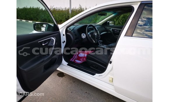 Buy Import Nissan Altima White Car in Import - Dubai in Curacao Buy Import Nissan Altima White Car in Import - Dubai in Curacao