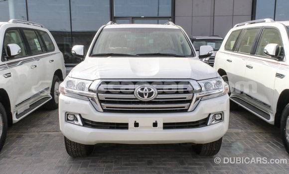 Buy Import Toyota Land Cruiser White Car in Import - Dubai in Curacao Buy Import Toyota Land Cruiser White Car in Import - Dubai in Curacao