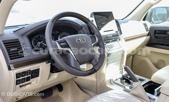 Buy Import Toyota Land Cruiser White Car in Import - Dubai in Curacao Buy Import Toyota Land Cruiser White Car in Import - Dubai in Curacao