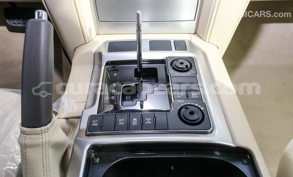 Buy Import Toyota Land Cruiser White Car in Import - Dubai in Curacao Buy Import Toyota Land Cruiser White Car in Import - Dubai in Curacao