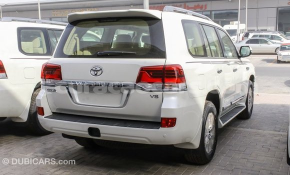Buy Import Toyota Land Cruiser White Car in Import - Dubai in Curacao Buy Import Toyota Land Cruiser White Car in Import - Dubai in Curacao