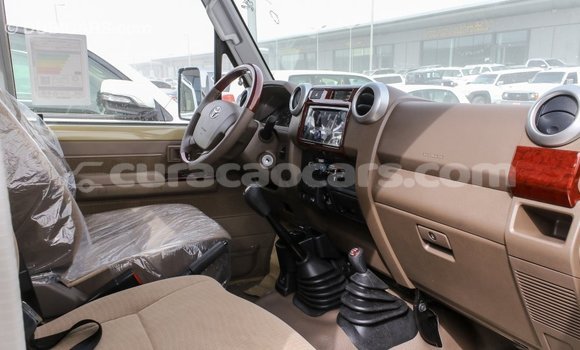 Buy Import Toyota Land Cruiser Beige Car in Import - Dubai in Curacao Buy Import Toyota Land Cruiser Beige Car in Import - Dubai in Curacao