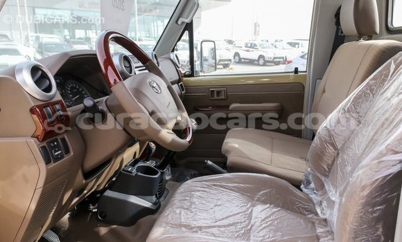 Buy Import Toyota Land Cruiser Beige Car in Import - Dubai in Curacao Buy Import Toyota Land Cruiser Beige Car in Import - Dubai in Curacao