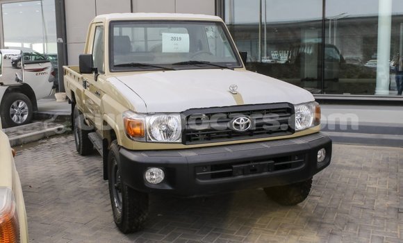 Buy Import Toyota Land Cruiser Beige Car in Import - Dubai in Curacao Buy Import Toyota Land Cruiser Beige Car in Import - Dubai in Curacao