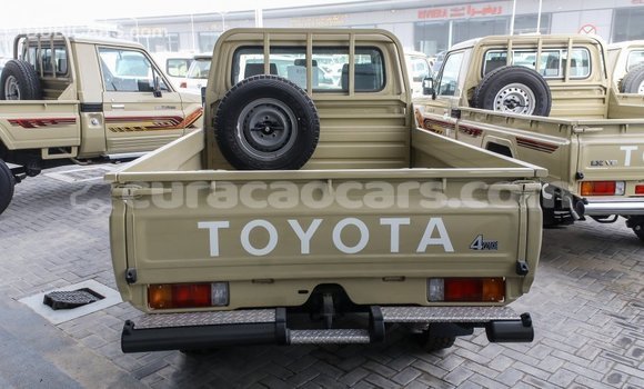 Buy Import Toyota Land Cruiser Beige Car in Import - Dubai in Curacao Buy Import Toyota Land Cruiser Beige Car in Import - Dubai in Curacao
