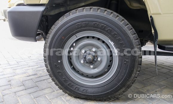 Buy Import Toyota Land Cruiser Beige Car in Import - Dubai in Curacao Buy Import Toyota Land Cruiser Beige Car in Import - Dubai in Curacao