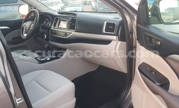 Buy Import Toyota Highlander Other Car in Import - Dubai in Curacao Buy Import Toyota Highlander Other Car in Import - Dubai in Curacao
